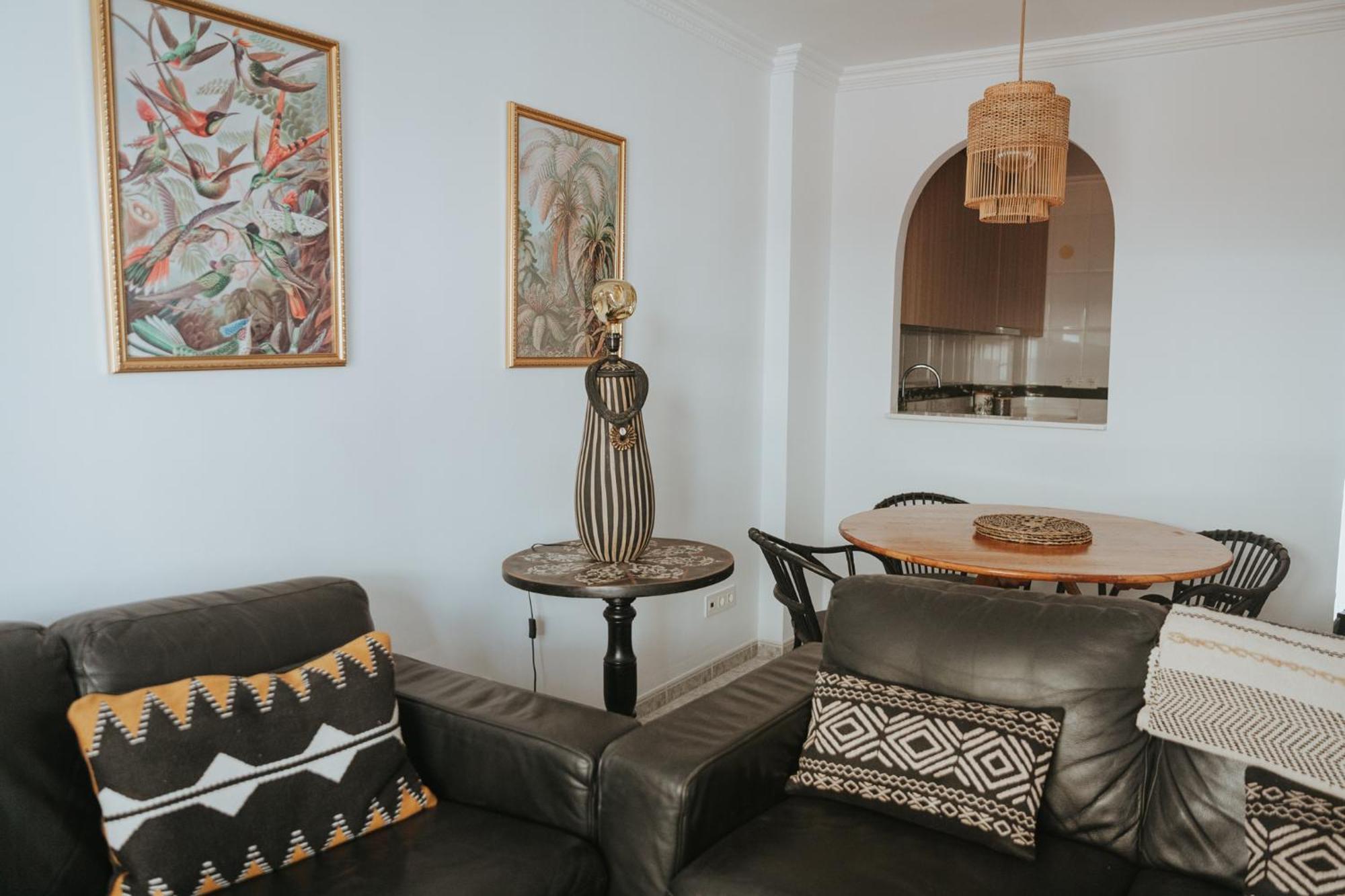 Las Flores Apartments ネルハ エクステリア 写真