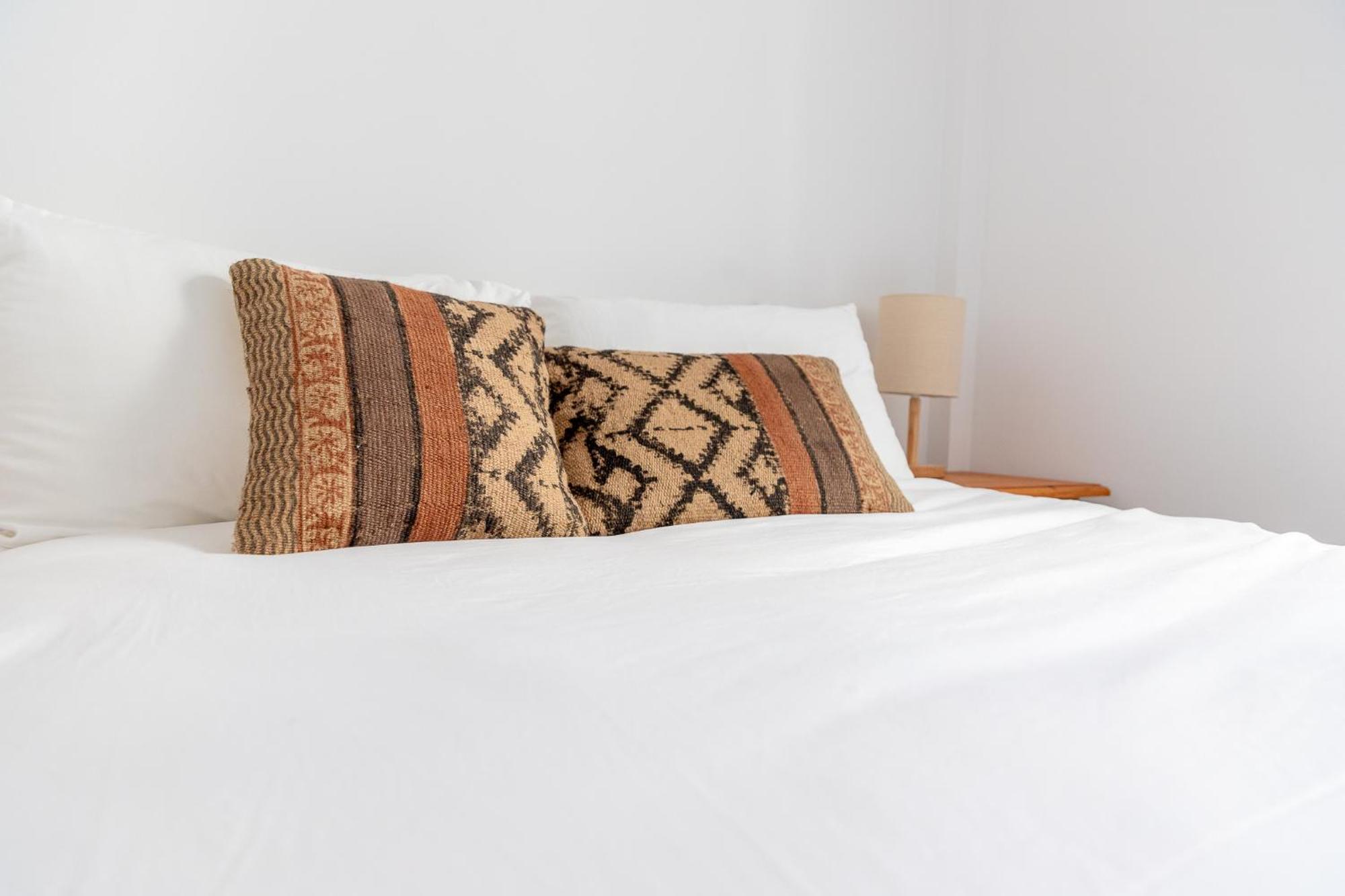 Las Flores Apartments ネルハ エクステリア 写真