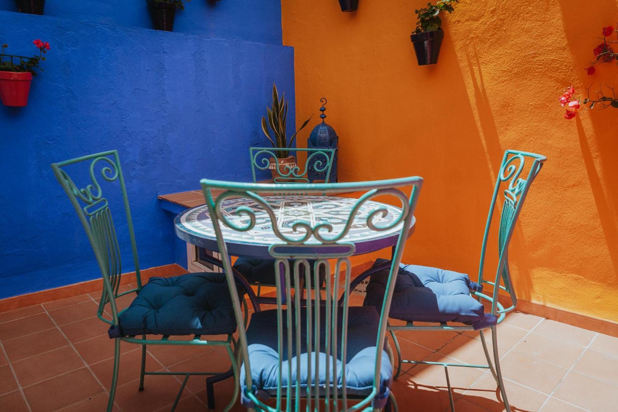 Las Flores Apartments ネルハ エクステリア 写真